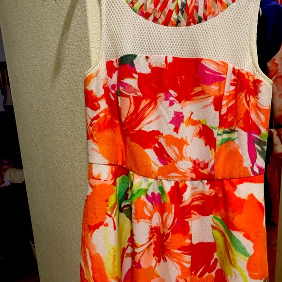 Brand new designer summer dress-Free mailing - Picture 1 of 3